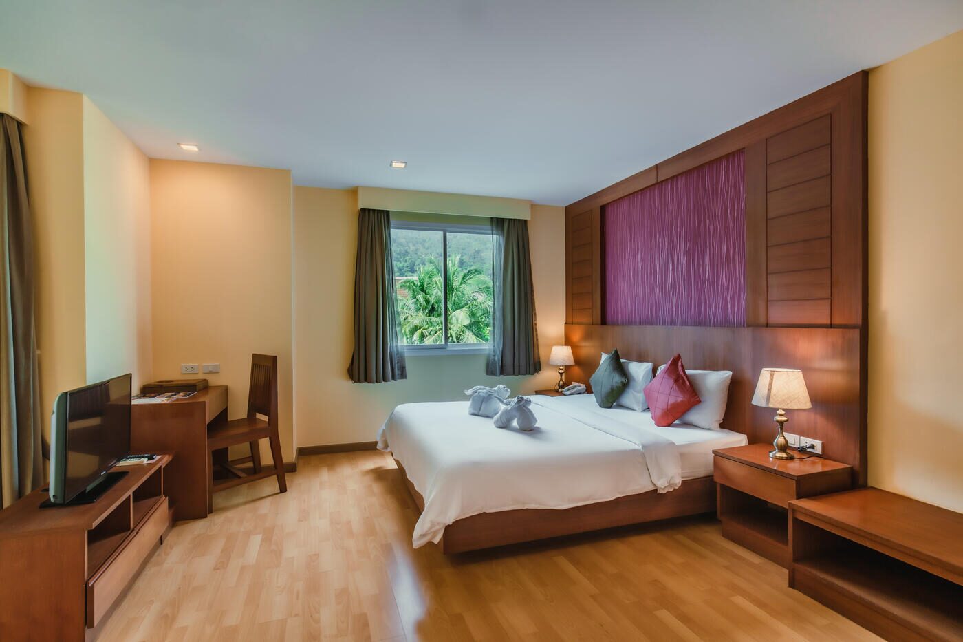 Executive Suite City View